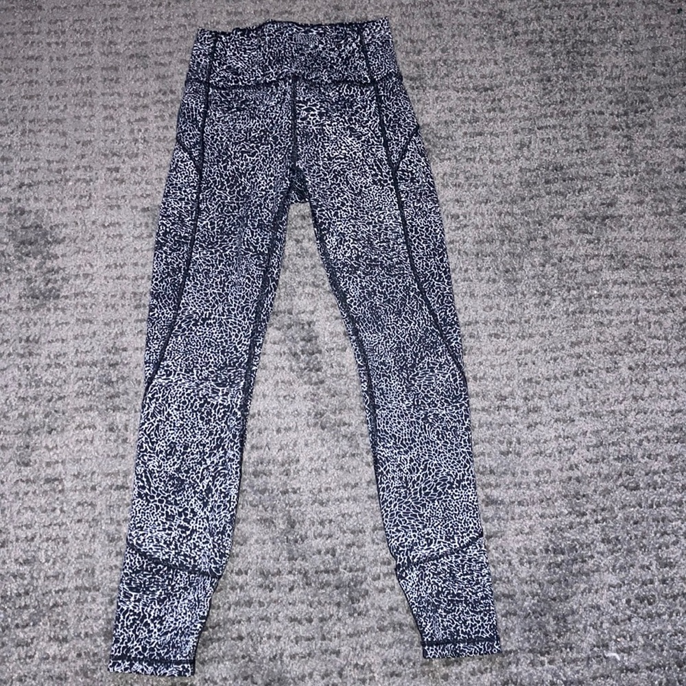 Lululemon in movement tight